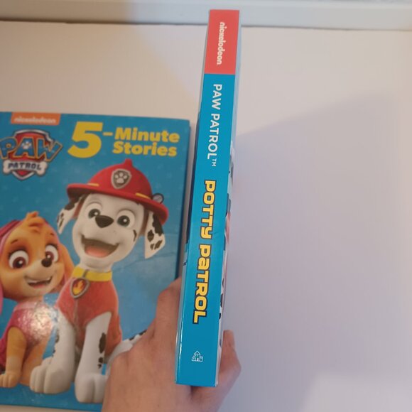 Paw Patrol Book Bundle 5-Minute Stories & Potty Patrol Nickelodeon Books - Picture 5 of 14